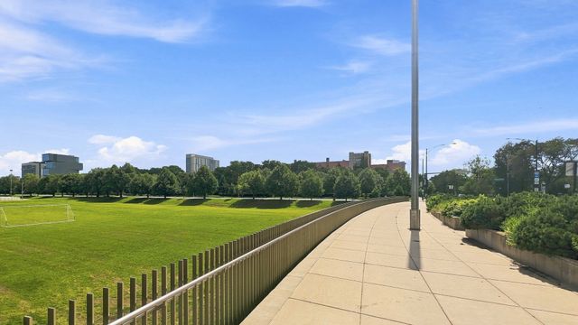 6227 D S Ellis Avenue, Chicago, IL 60637