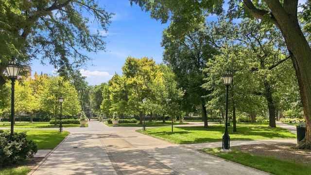 6227 D S Ellis Avenue, Chicago, IL 60637