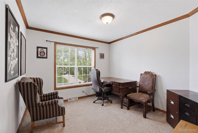 11105 Wood Run Circle, Green Oak Township, MI 48178