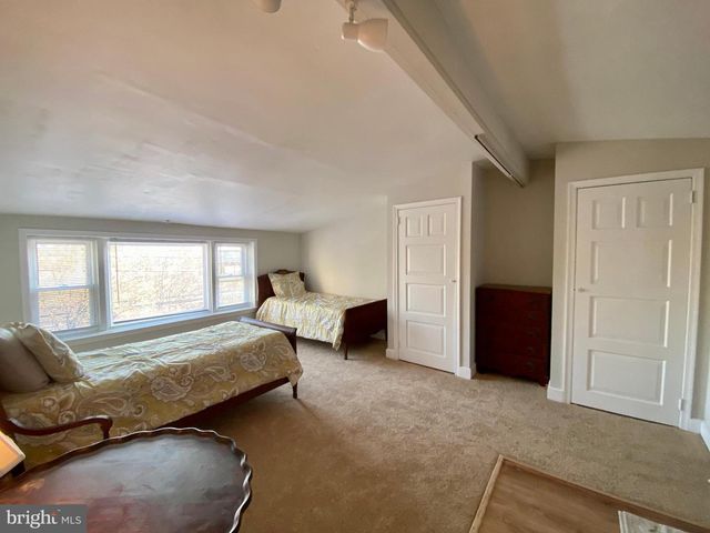 414 N 31ST ST, Philadelphia, PA 19104