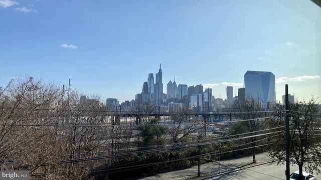 414 N 31ST ST, Philadelphia, PA 19104