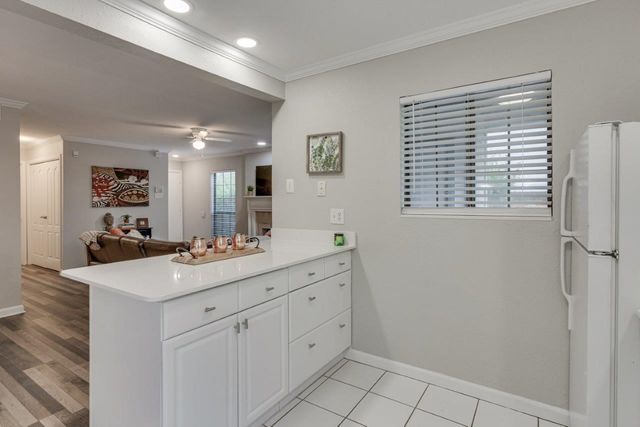 15151 Berry Trail 401, Dallas, TX 75248