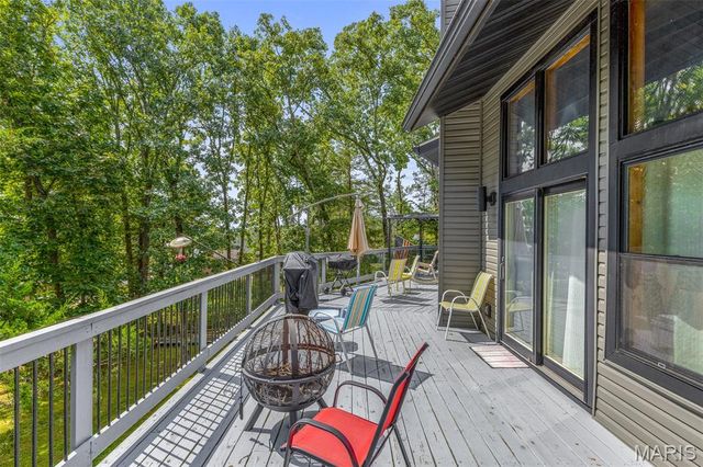 1042 E Lafitte Drive CT6, Bonne Terre, MO 63628