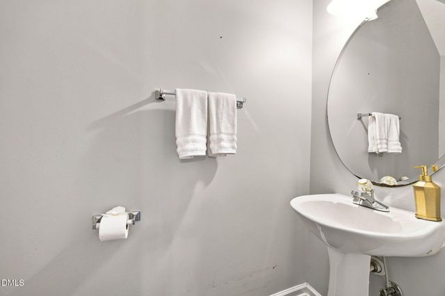 1202 Scotts Ridge Trail, Apex, NC 27502