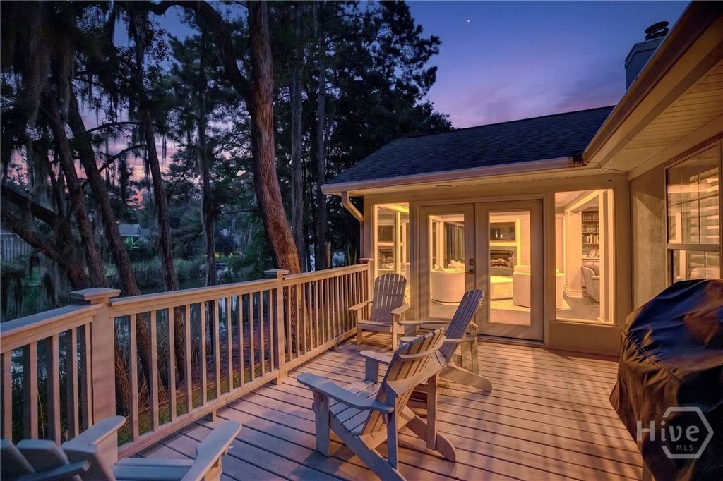 Image 10 of property listing at 302 Causton Harbour Drive, Savannah, GA 31404