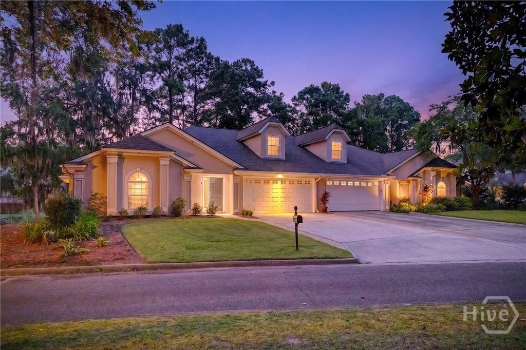 Image 2 of property listing at 302 Causton Harbour Drive, Savannah, GA 31404