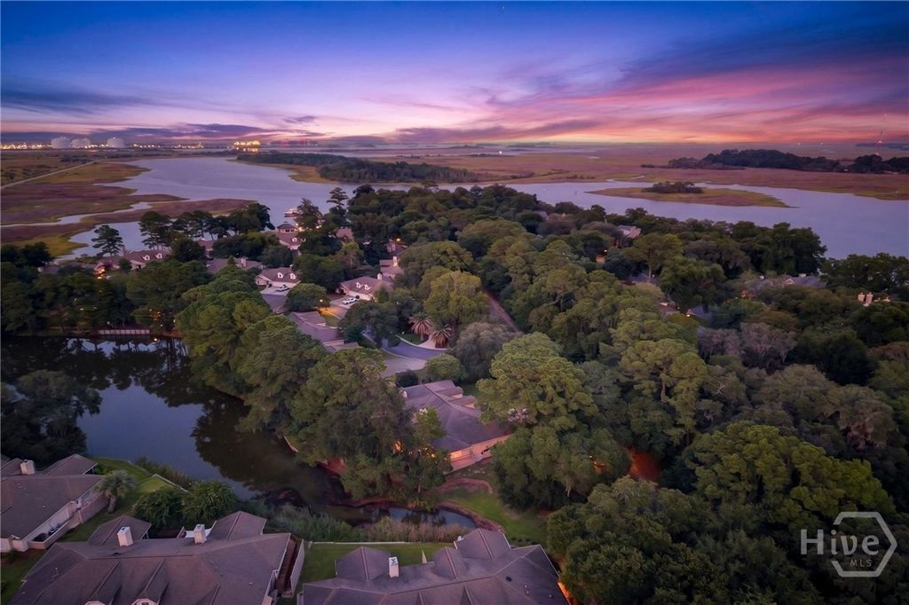 Image 33 of property listing at 302 Causton Harbour Drive, Savannah, GA 31404