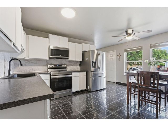 1621 41st St Rd, Evans, CO 80620