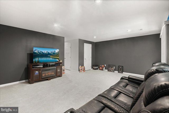 178 NATHAN DR, Cinnaminson Twp, NJ 08077