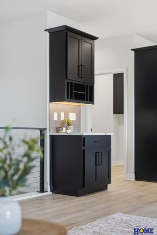 7743 Aero Circle, Lincoln, NE 68516