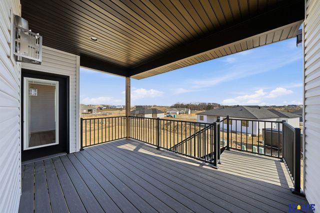 7743 Aero Circle, Lincoln, NE 68516