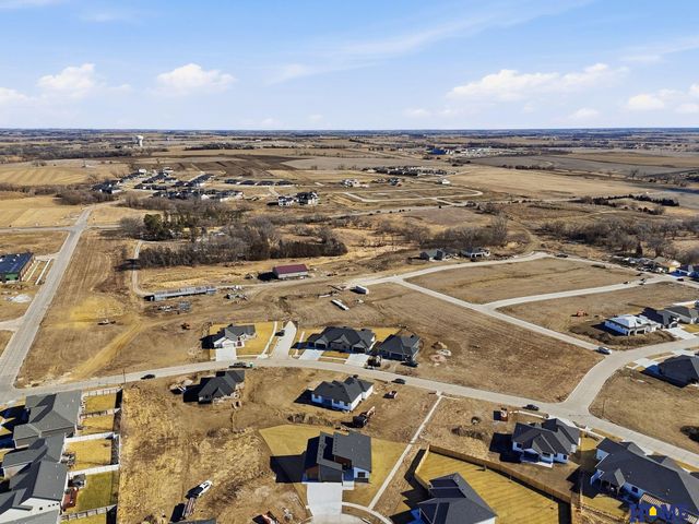 7743 Aero Circle, Lincoln, NE 68516