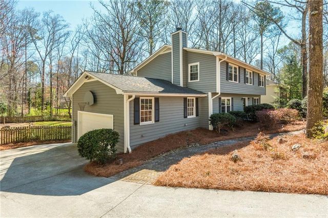 2733 Eagle Ridge Road, Marietta, GA 30062