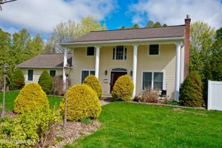 215 W 5th Avenue, Johnstown, NY 12095
