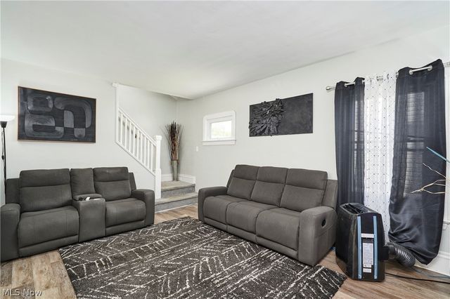 8301 Vista Avenue, Garfield Heights, OH 44125