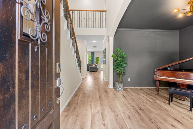 15638 Kensington Bluff Drive, Cypress, TX 77429