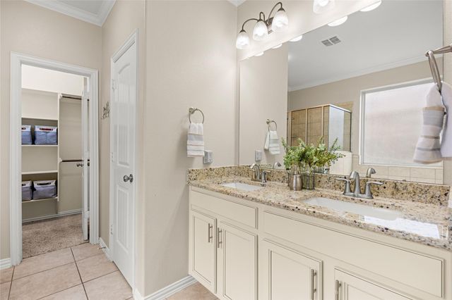 15638 Kensington Bluff Drive, Cypress, TX 77429