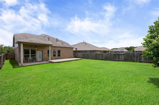 15638 Kensington Bluff Drive, Cypress, TX 77429