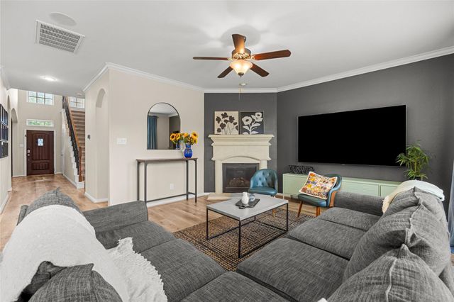 15638 Kensington Bluff Drive, Cypress, TX 77429