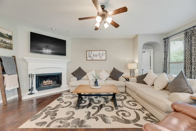 3808 Jeanette Lane, Mckinney, TX 75071