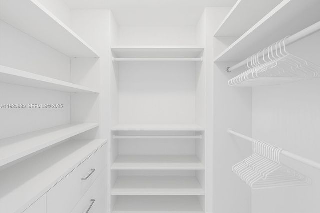 19500 Turnberry Way 7D, Aventura, FL 33180