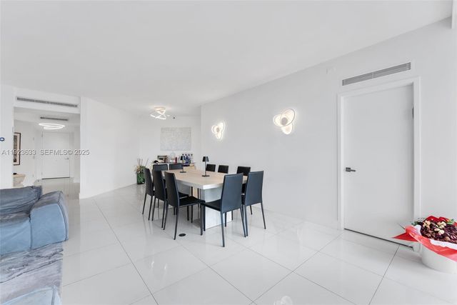 19500 Turnberry Way 7D, Aventura, FL 33180