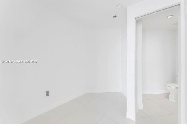 19500 Turnberry Way 7D, Aventura, FL 33180