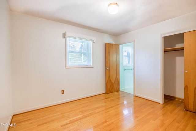 208 Hogan Avenue, Greeneville, TN 37743