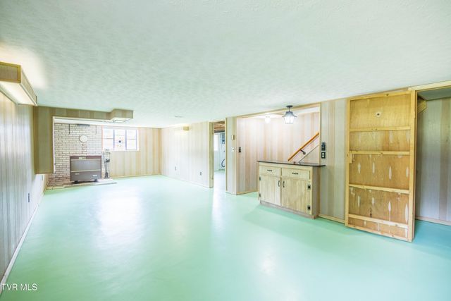 208 Hogan Avenue, Greeneville, TN 37743