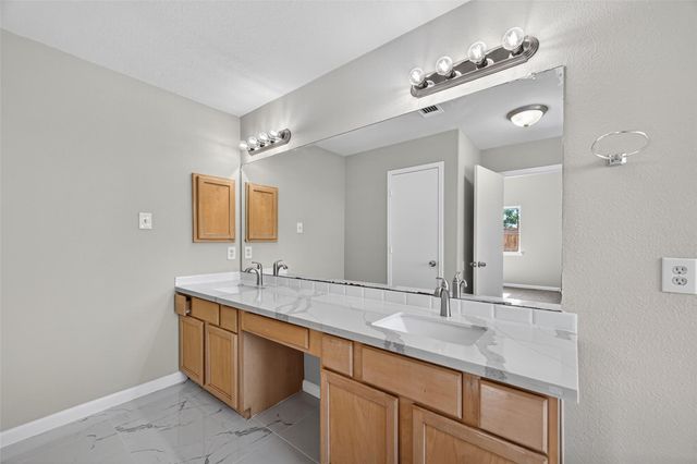 7926 Sundance Court, Baytown, TX 77521