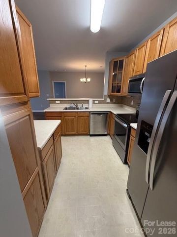 10669 Hill Point Court, Charlotte, NC 28262