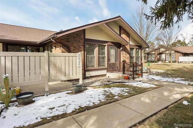 40526 Newport Drive, Plymouth, MI 48170