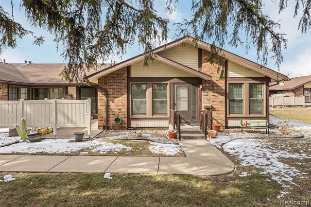 40526 Newport Drive, Plymouth, MI 48170