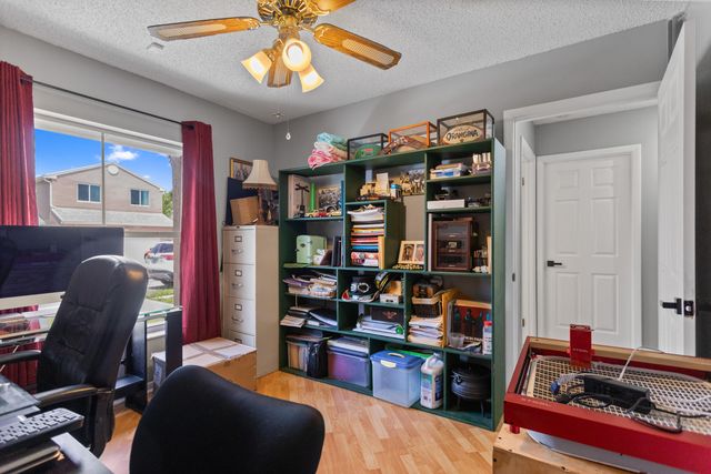 4000 SW 72ND Drive, Davie, FL 33314