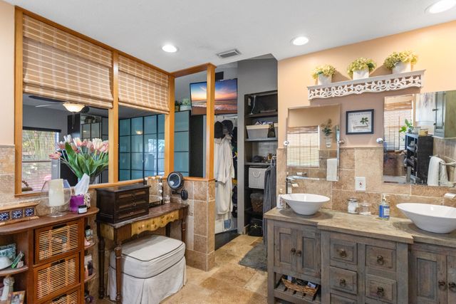 4000 SW 72ND Drive, Davie, FL 33314