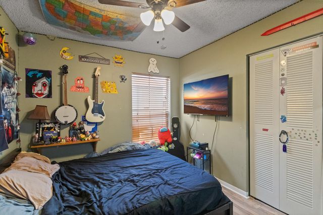 4000 SW 72ND Drive, Davie, FL 33314
