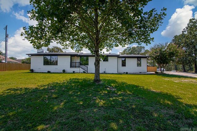 616 E Woodruff Avenue, Sherwood, AR 72120