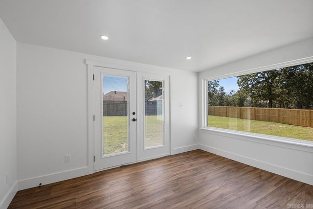 616 E Woodruff Avenue, Sherwood, AR 72120