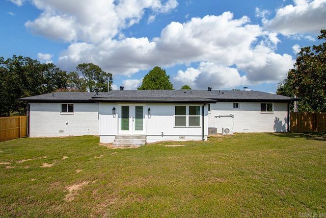 616 E Woodruff Avenue, Sherwood, AR 72120