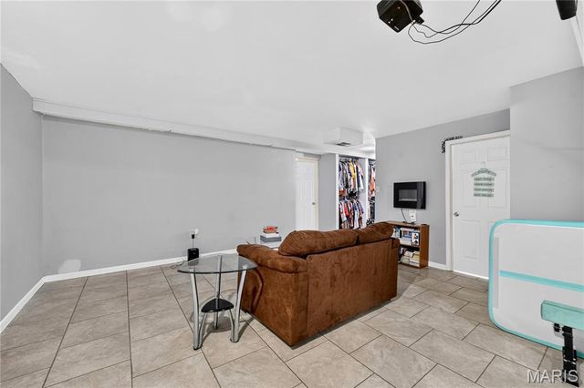 1124 Teson Road, Hazelwood, MO 63042