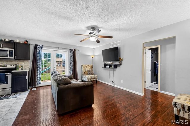 1124 Teson Road, Hazelwood, MO 63042