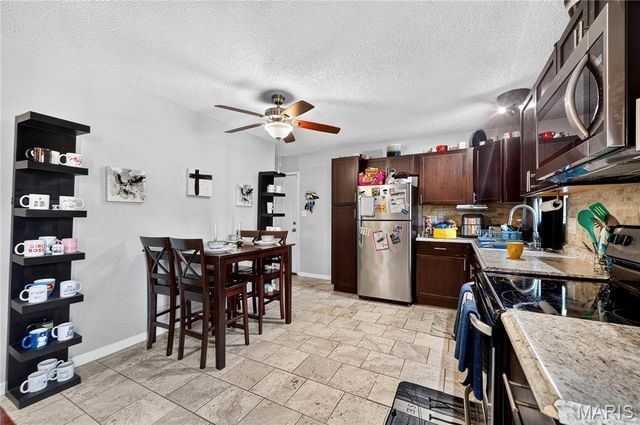 1124 Teson Road, Hazelwood, MO 63042