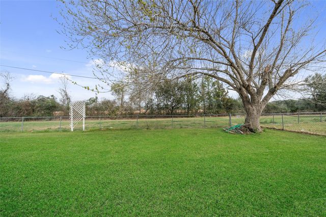 355 Windsor Square, Alvin, TX 77511