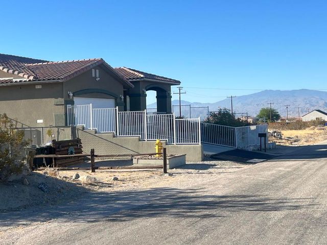 16439 1629 Mauna Loa Rd, Desert Hot Springs, CA 92240