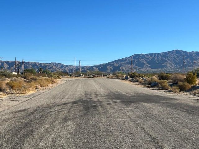 16439 1629 Mauna Loa Rd, Desert Hot Springs, CA 92240