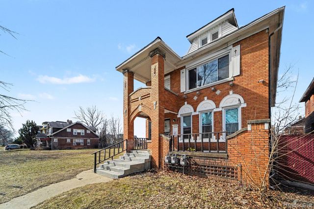 12703 Stoepel Street, Detroit, MI 48238