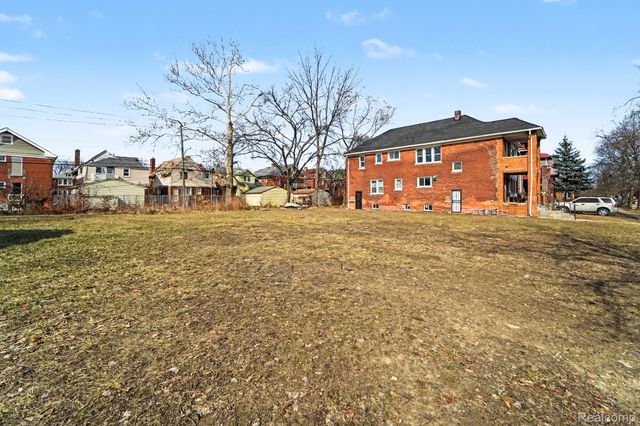 12703 Stoepel Street, Detroit, MI 48238