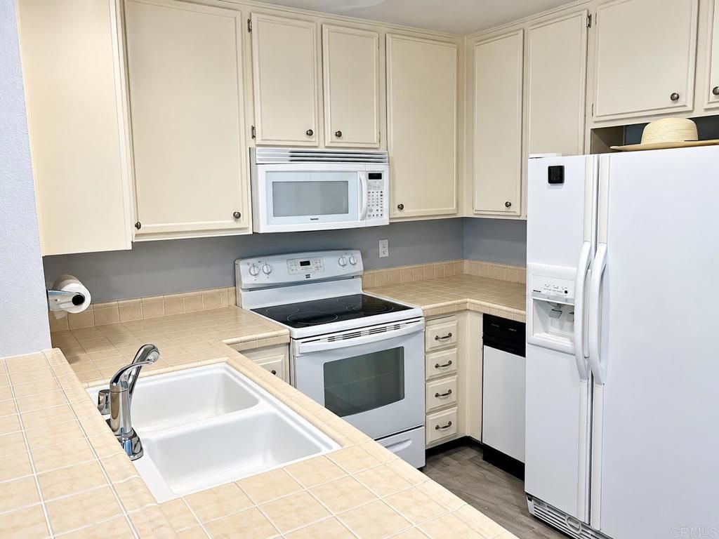 10400 Caminito Cuervo 255, San Diego, CA 92108 — photo 3