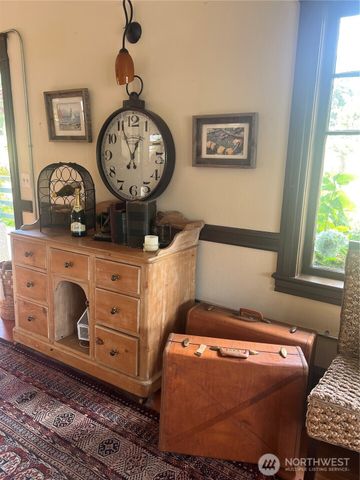 1379 Gulf Road, Point Roberts, WA 98281