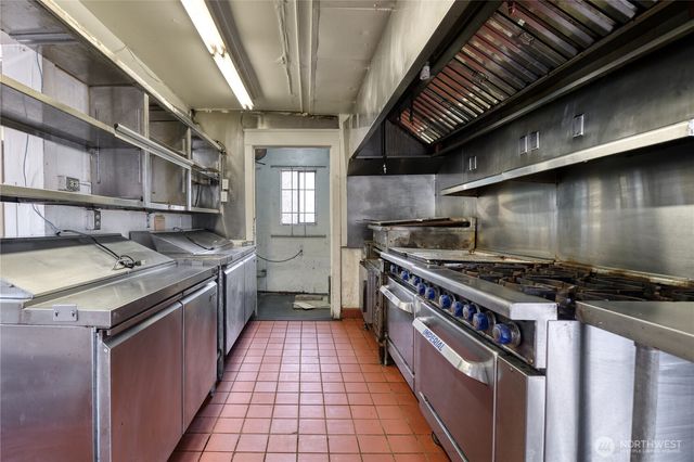 1379 Gulf Road, Point Roberts, WA 98281